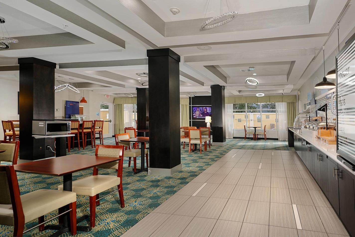 Holiday Inn Express & Suites Houston Northwest-Brookhollow By Ihg Екстер'єр фото