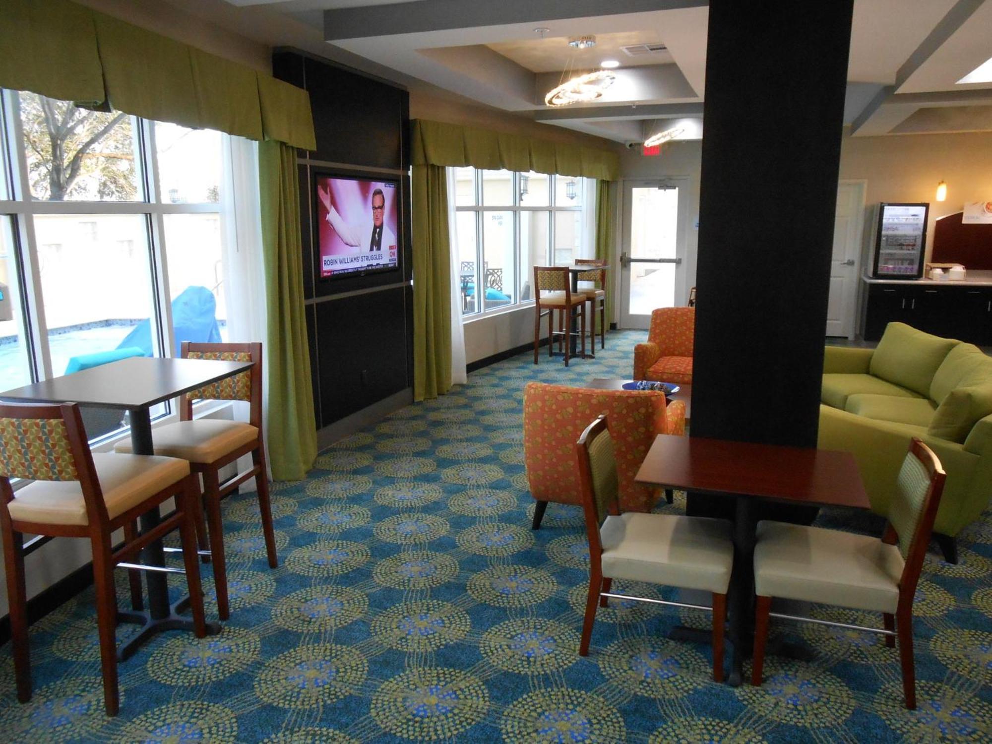 Holiday Inn Express & Suites Houston Northwest-Brookhollow By Ihg Екстер'єр фото