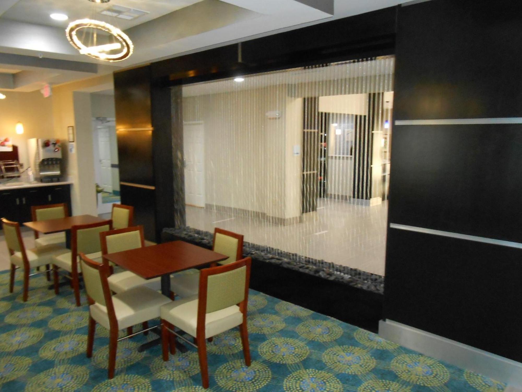 Holiday Inn Express & Suites Houston Northwest-Brookhollow By Ihg Екстер'єр фото