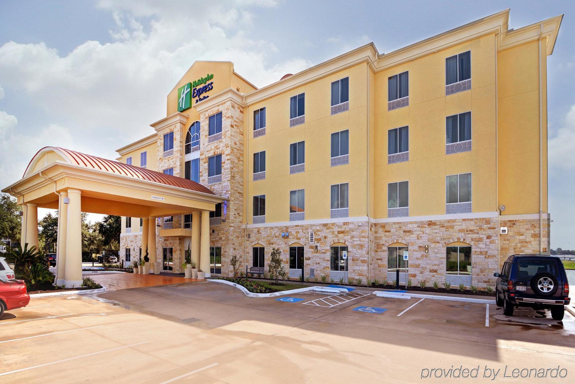 Holiday Inn Express & Suites Houston Northwest-Brookhollow By Ihg Екстер'єр фото