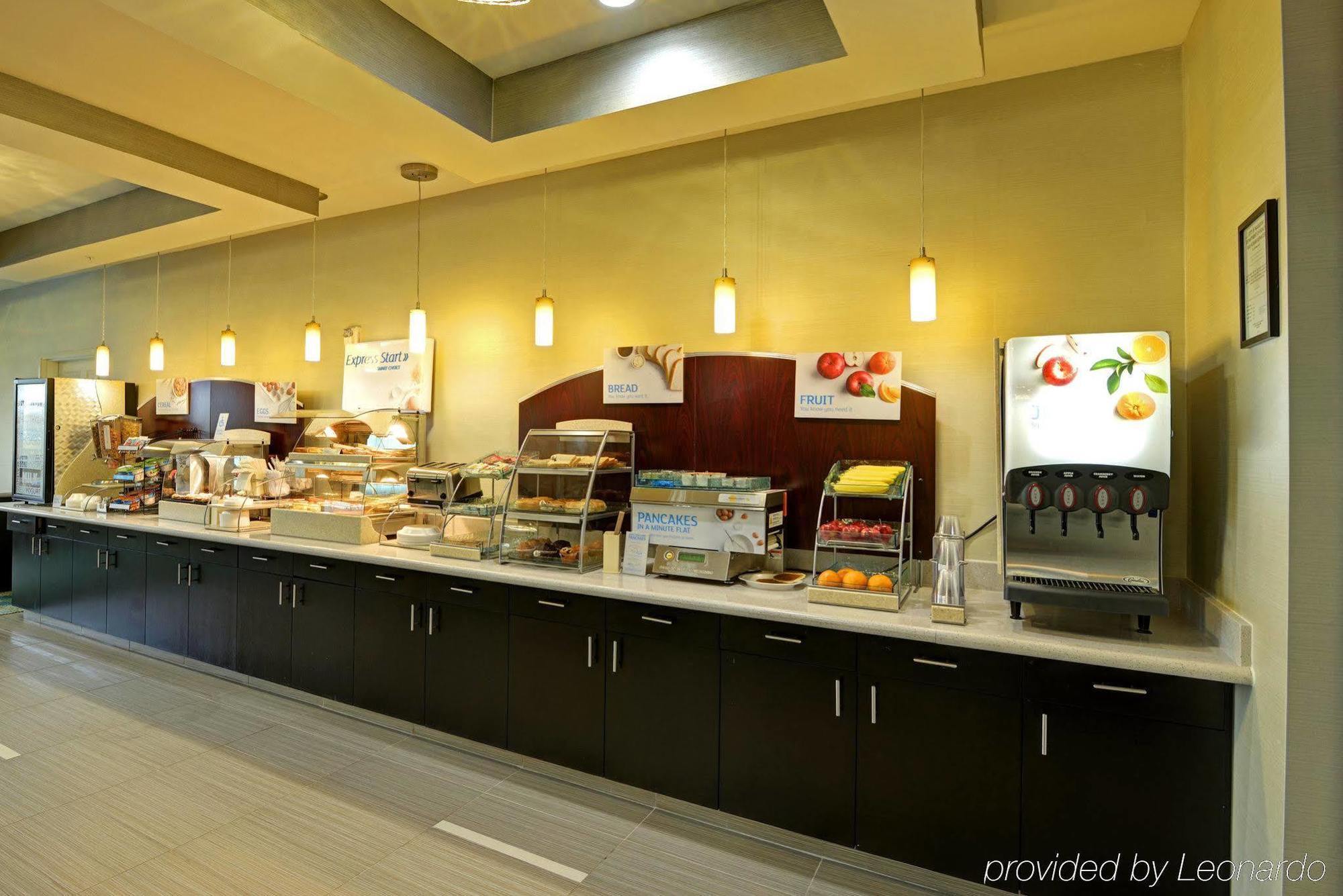 Holiday Inn Express & Suites Houston Northwest-Brookhollow By Ihg Екстер'єр фото